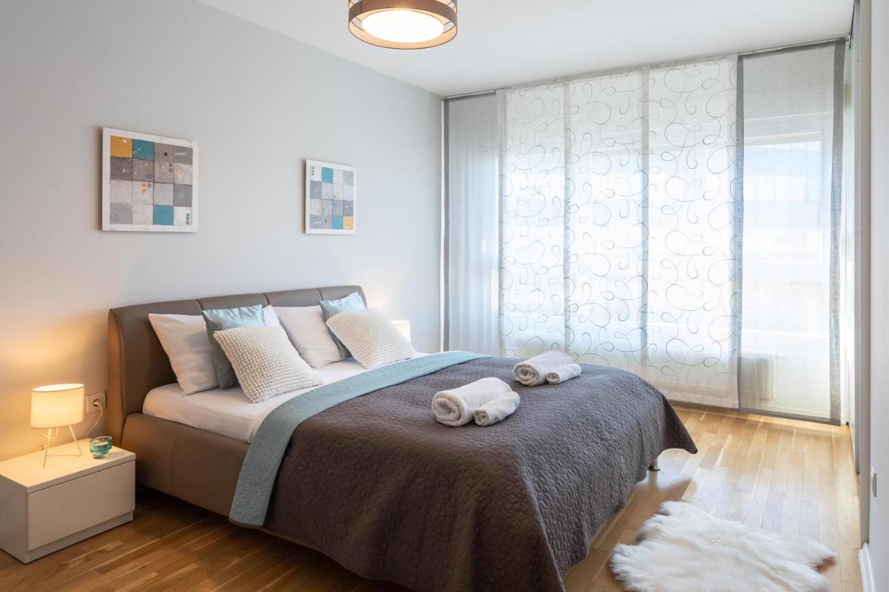 Spacious Apartment In Radnicka Business Zone - Free Parking Zagreb Exteriör bild