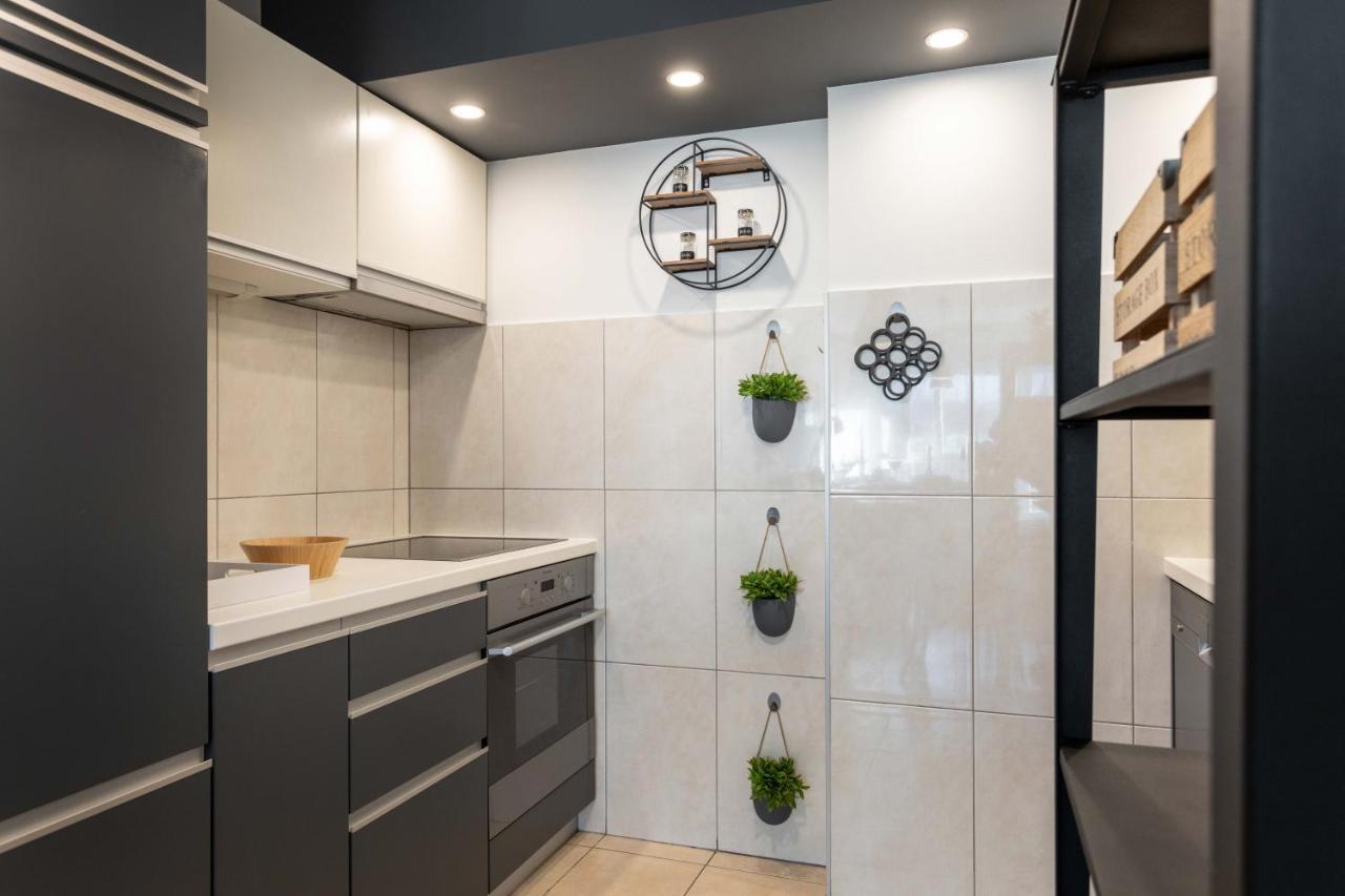 Spacious Apartment In Radnicka Business Zone - Free Parking Zagreb Exteriör bild