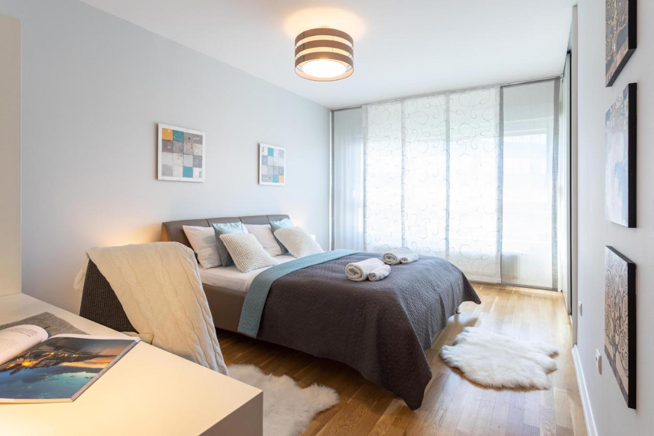 Spacious Apartment In Radnicka Business Zone - Free Parking Zagreb Exteriör bild