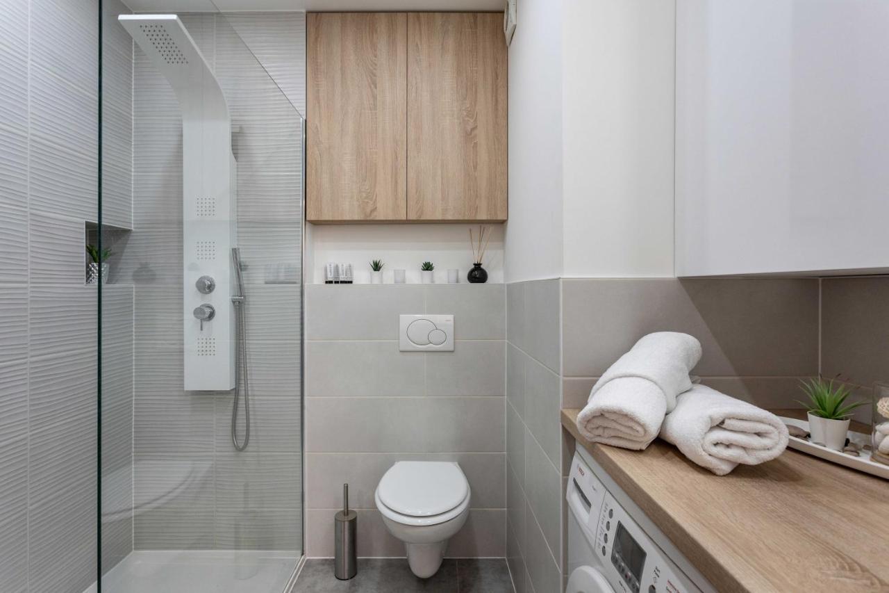 Spacious Apartment In Radnicka Business Zone - Free Parking Zagreb Exteriör bild