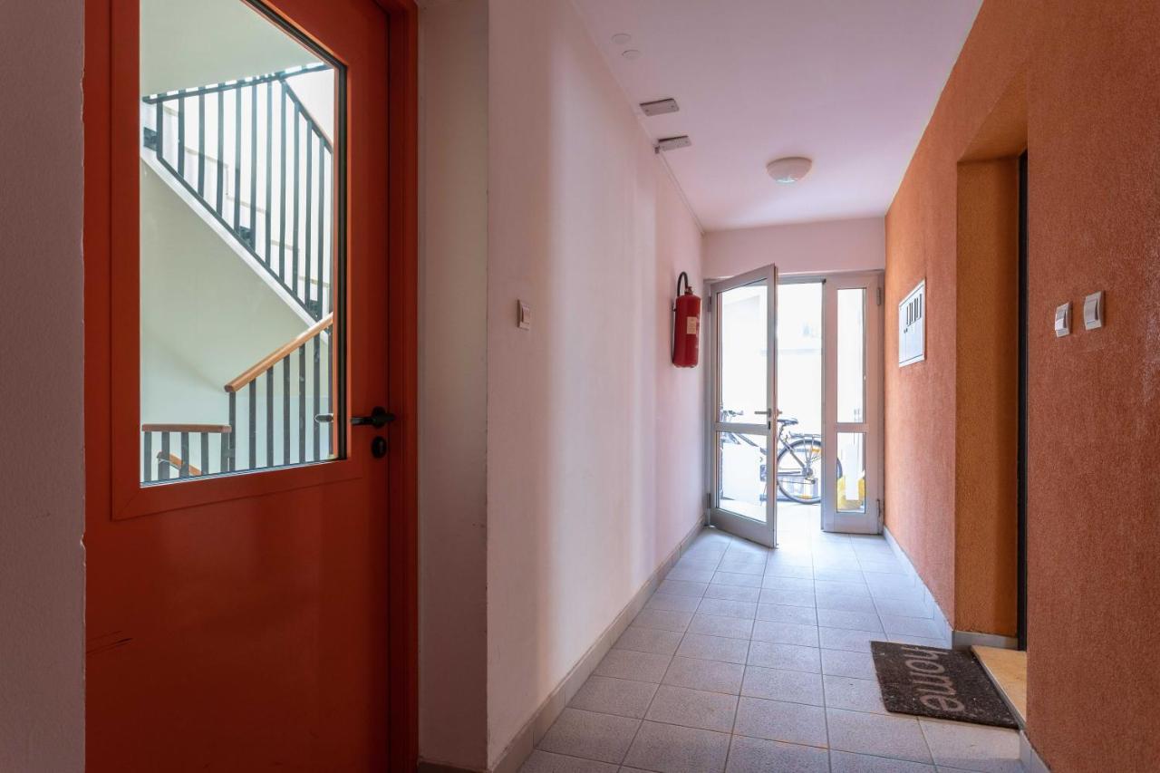 Spacious Apartment In Radnicka Business Zone - Free Parking Zagreb Exteriör bild